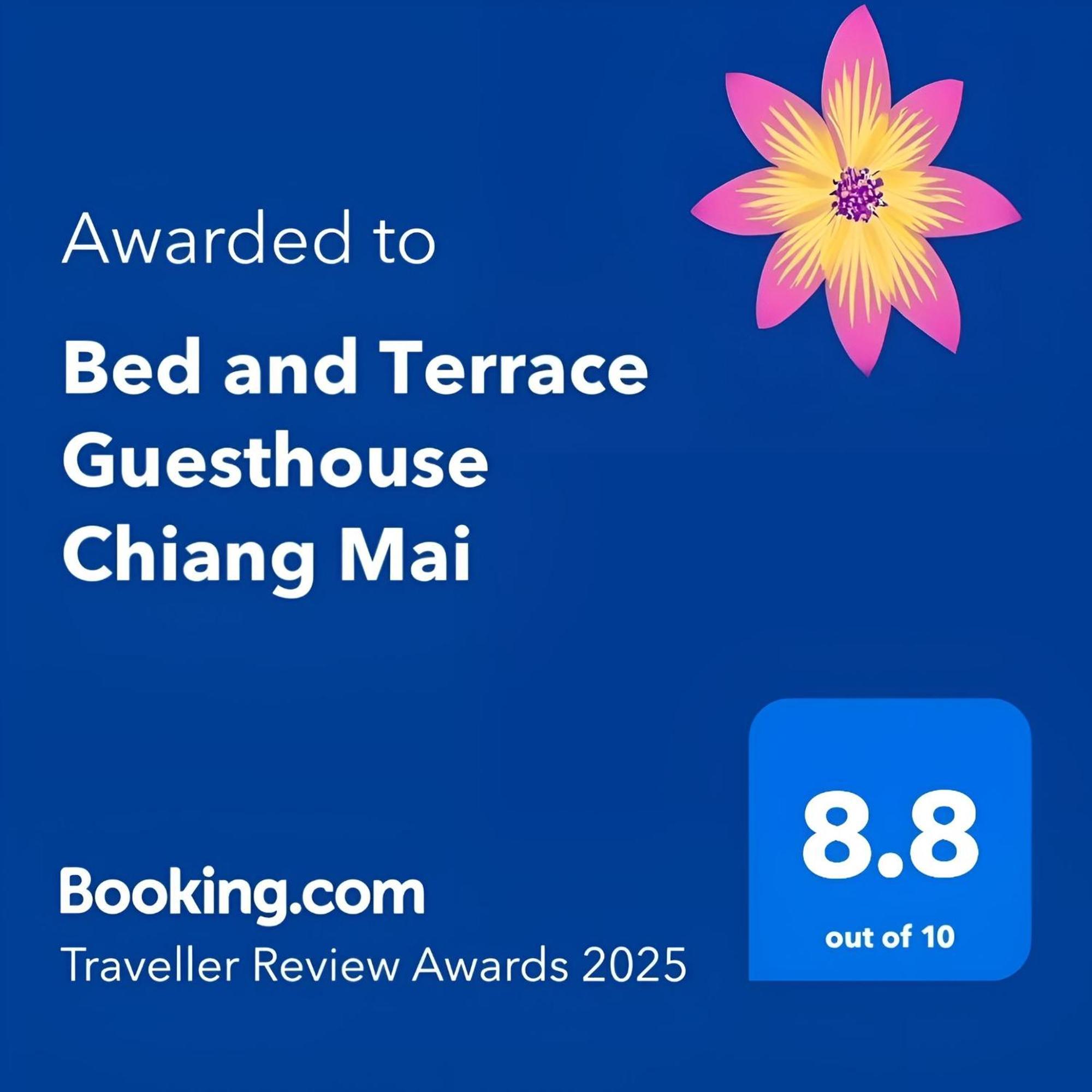 Bed And Terrace Guesthouse Чиангмай Экстерьер фото